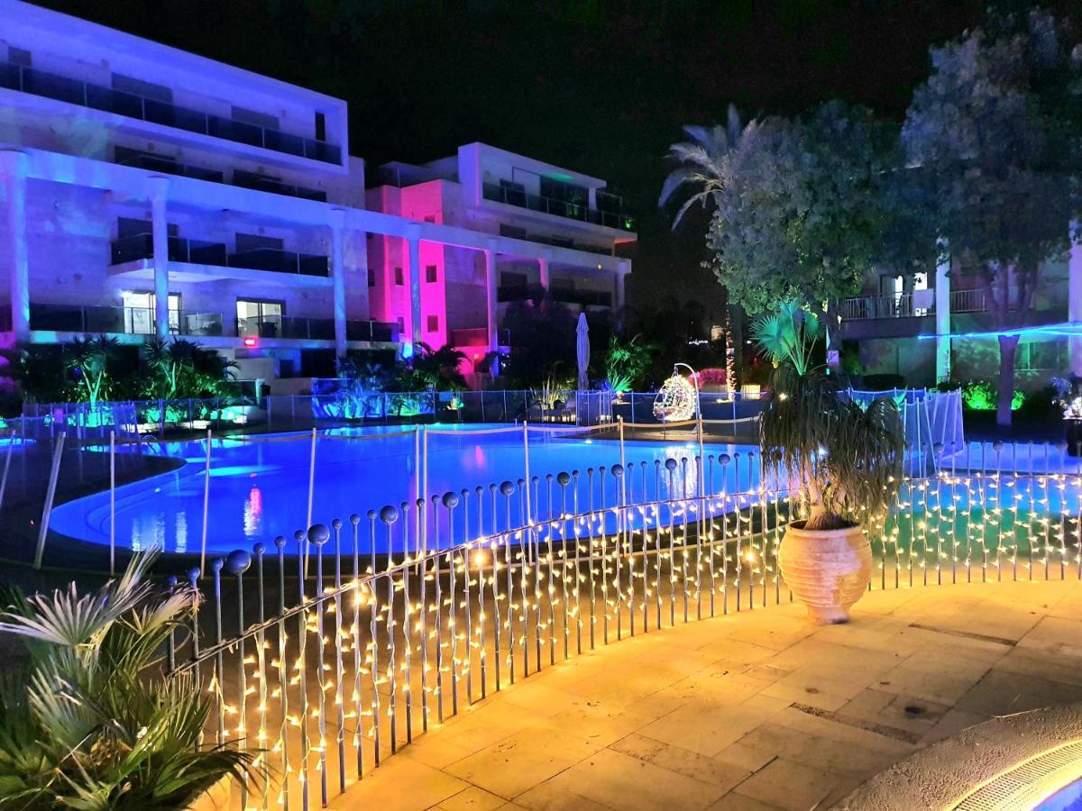 Barak Royal Suites Vip 46 - חמש דקות מהים ומהטיילת エイラート エクステリア 写真